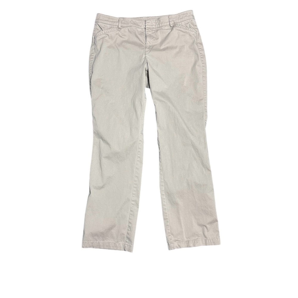 Dockers Classic Khaki Pants business casual size 14 with stretch